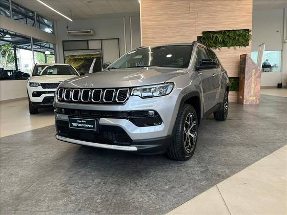 JEEP COMPASS 1.3 T270 TURBO FLEX LONGITUDE AT6 JEEP COMPASS 1.3 T270 TURBO FLEX LONGITUDE AT6